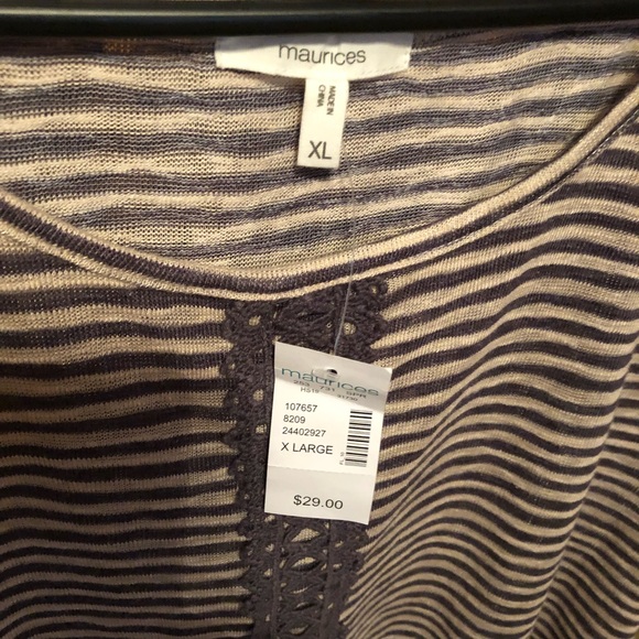 Maurice’s cold shoulder top. Size XL - Picture 2 of 3